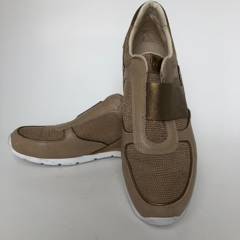 UGG Treadlite Annetta Gold Slip-On Sneakers 9M EUC